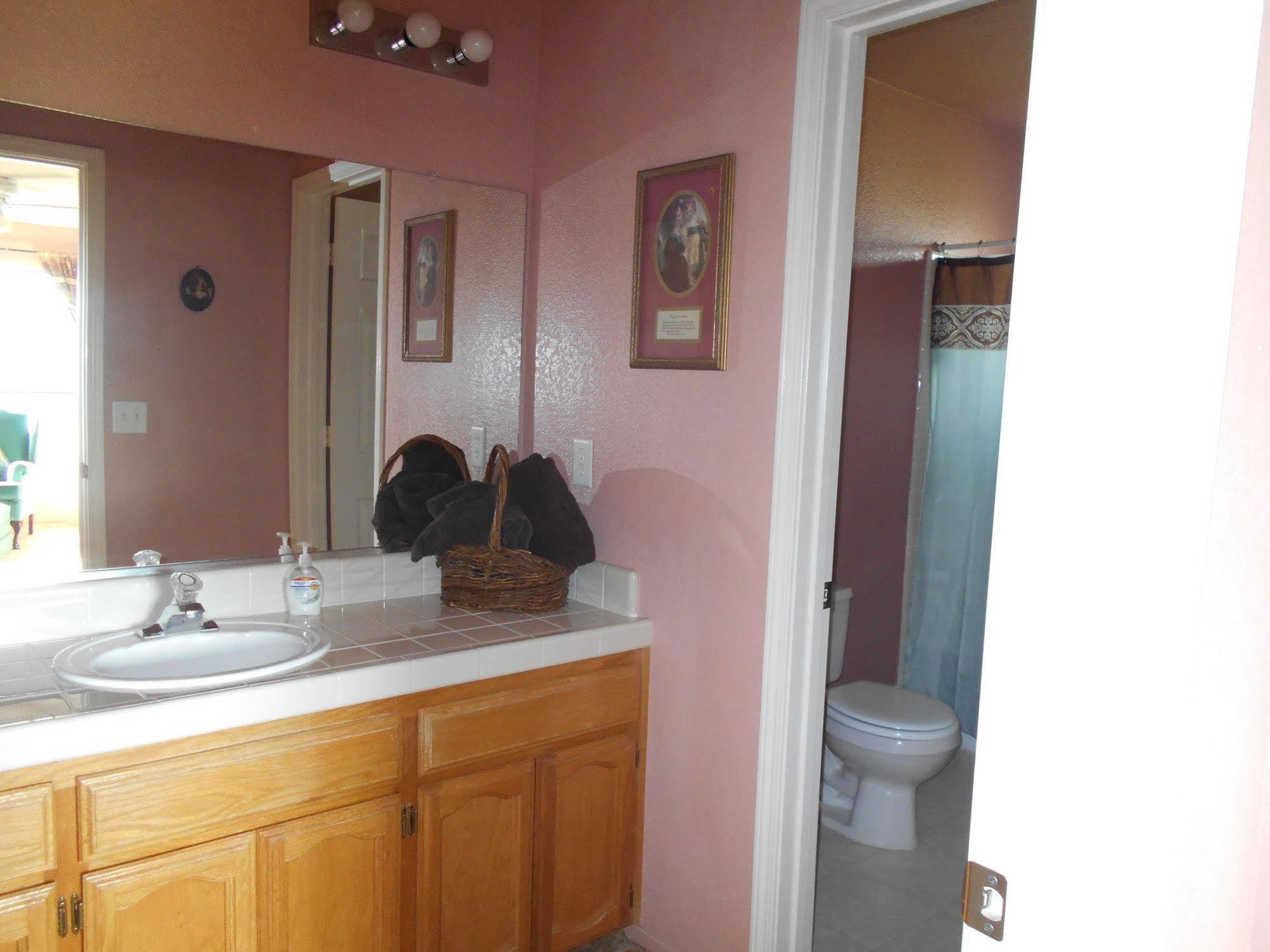 The Branded Calf Bed & Breakfast Yokuts Valley (Squaw Valley)